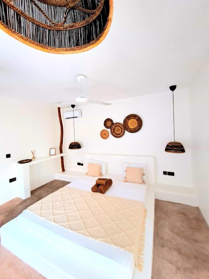 Boho Boutique Hotel - Beachfront , Adults Only , Private Pool Kiwengwa  Exteriör bild