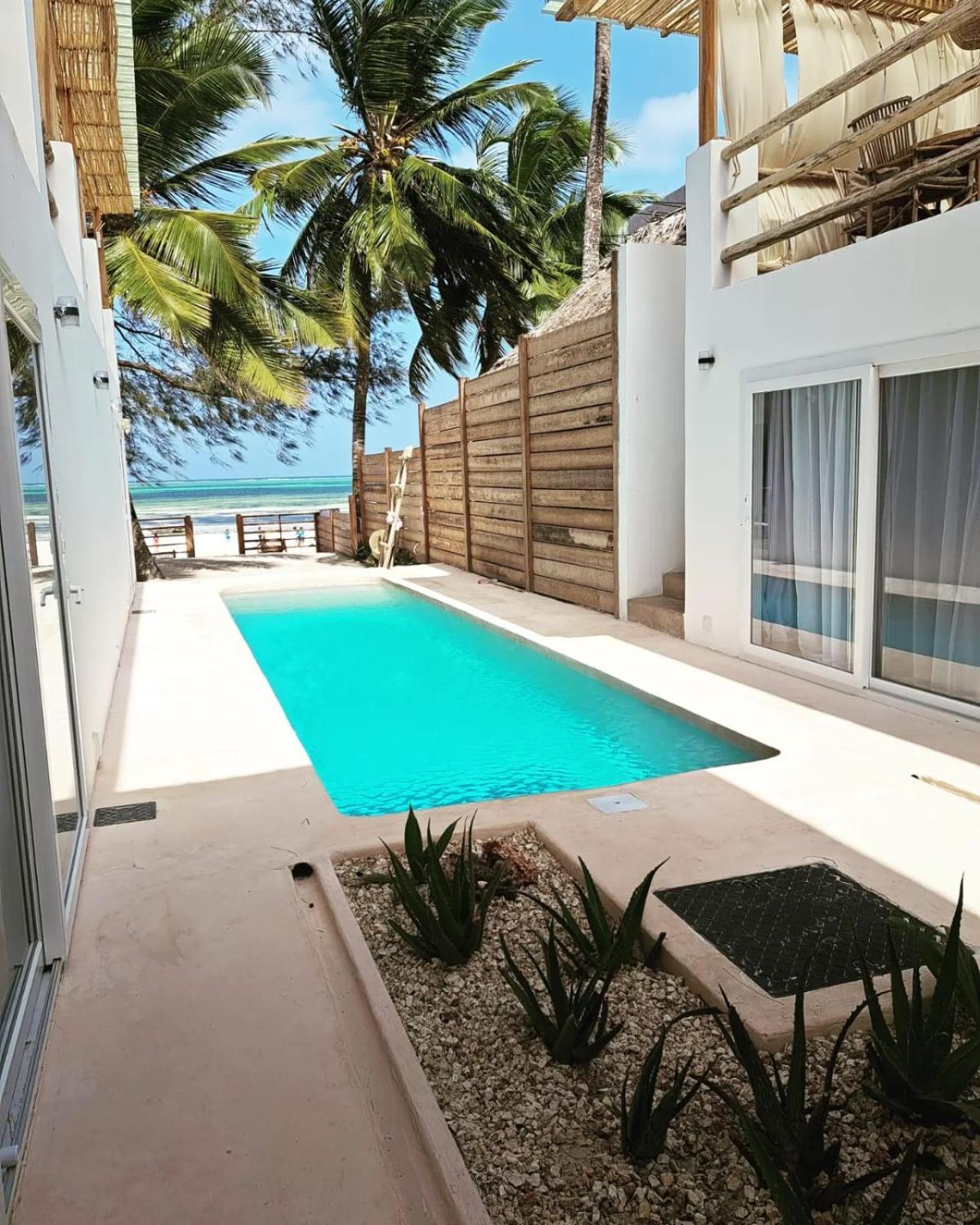 Boho Boutique Hotel - Beachfront , Adults Only , Private Pool Kiwengwa  Rum bild